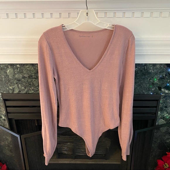 Abercrombie & Fitch Tops - Abercrombie Cozy Puff Sleeve Bodysuit Dusty Pink
